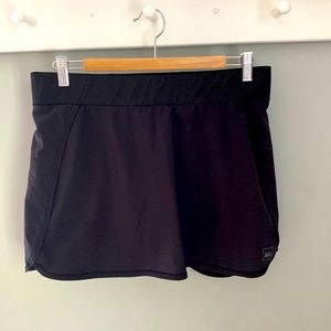 REI running skort. Size Medium